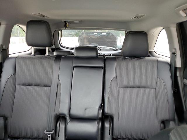 Photo 10 from auction – 2019 TOYOTA HIGHLANDER with VIN 5TDBZRFH6KS937886