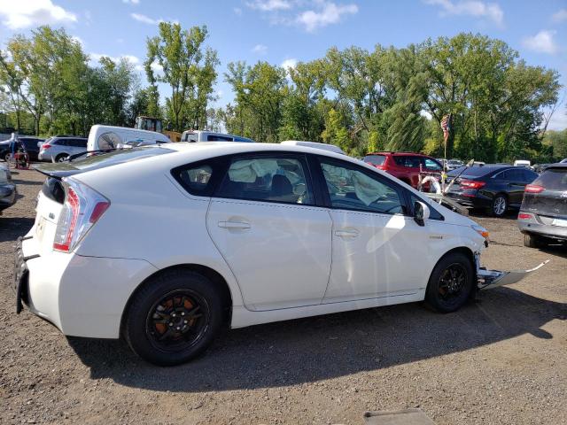 Photo 3 from auction – 2014 TOYOTA PRIUS C with VIN JTDKN3DU7E1778113