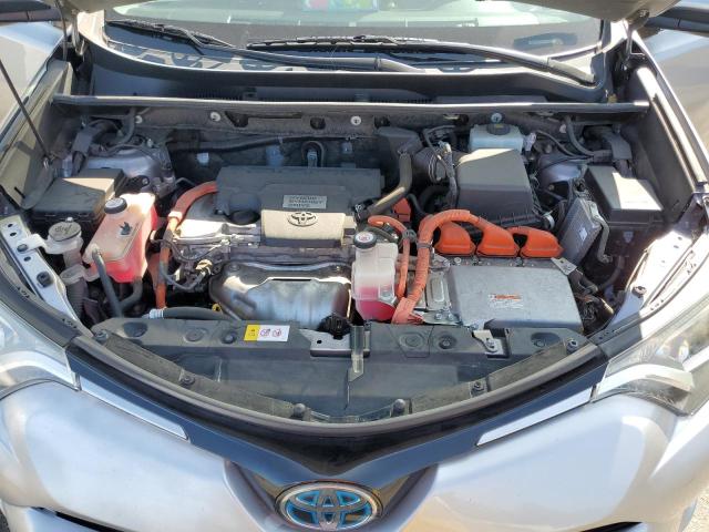 Photo 12 from auction – 2018 TOYOTA RAV4 HV LE with VIN JTMRJREV9JD189092