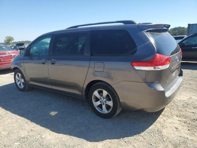 Photo 2 from auction – 2011 TOYOTA SIENNA LE with VIN 5TDKK3DC0BS128862