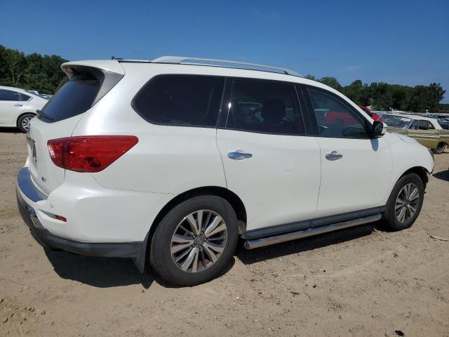 Photo 3 from auction – 2017 NISSAN PATHFINDER with VIN 5N1DR2MN1HC627451