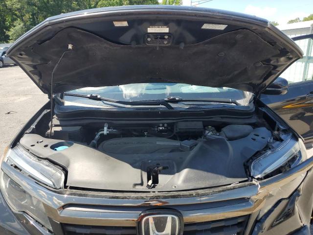 Photo 11 from auction – 2017 HONDA RIDGELINE with VIN 5FPYK3F83HB030626