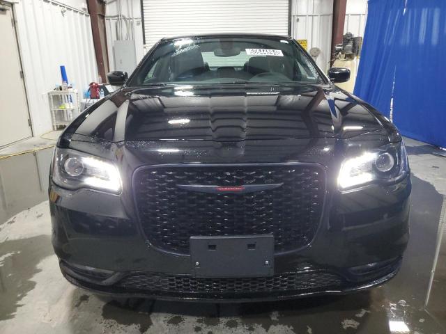 Photo 5 from auction – 2023 CHRYSLER 300 S with VIN 2C3CCABG0PH585306