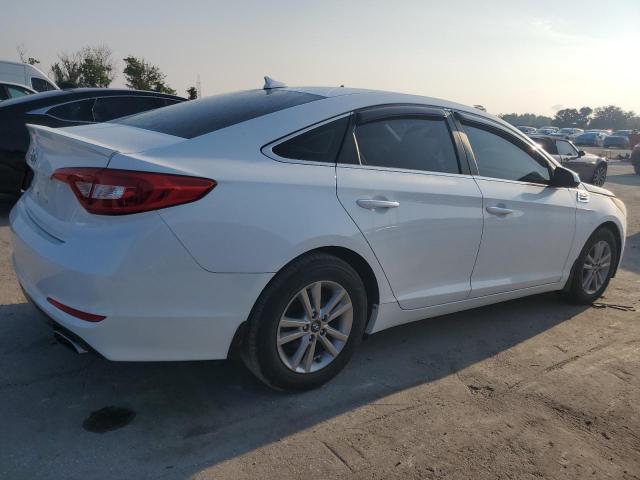 Photo 3 from auction – 2017 HYUNDAI SONATA SE with VIN 5NPE24AF9HH594063