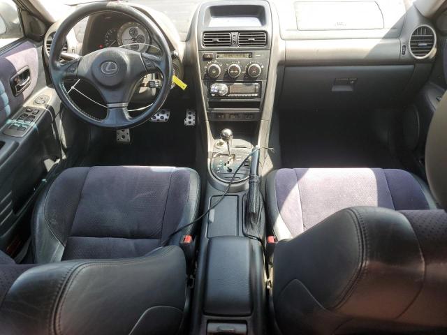 Photo 8 from auction – 2001 LEXUS IS 300 with VIN JTHBD182110009511