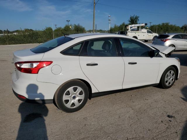 Photo 3 from auction – 2014 FORD FOCUS S with VIN 1FADP3E25EL393160