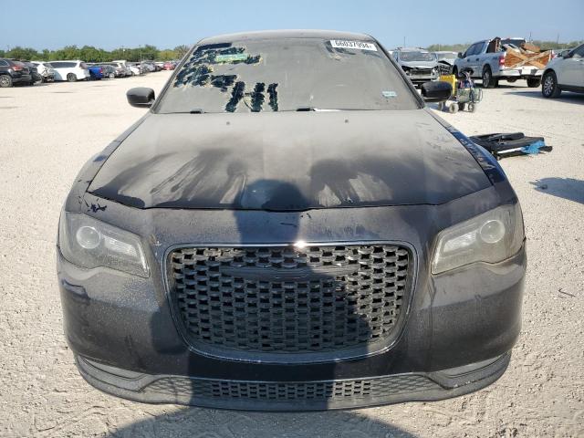 Photo 5 from auction – 2015 CHRYSLER 300 S with VIN 2C3CCABG3FH872623