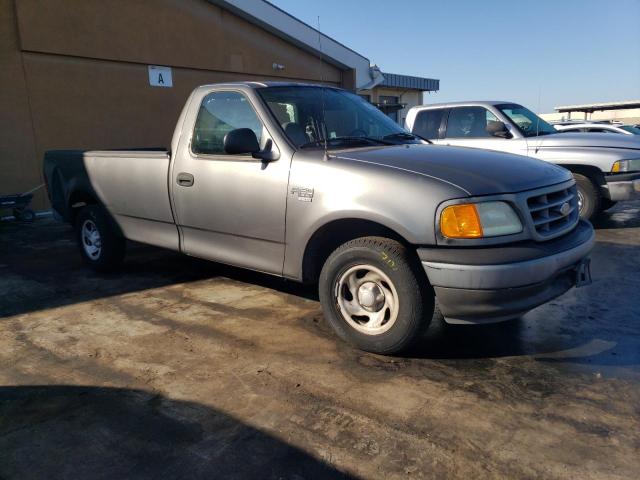 Photo 4 from auction – 2004 FORD F150 with VIN 2FTRF17W04CA39904
