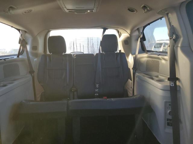 Photo 10 from auction – 2015 CHRYSLER TOWN & COU with VIN 2C4RC1BG0FR590164