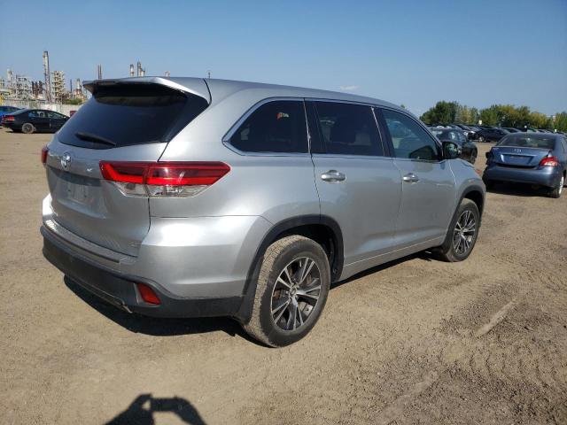 Photo 3 from auction – 2017 TOYOTA HIGHLANDER with VIN 5TDZZRFH1HS218911