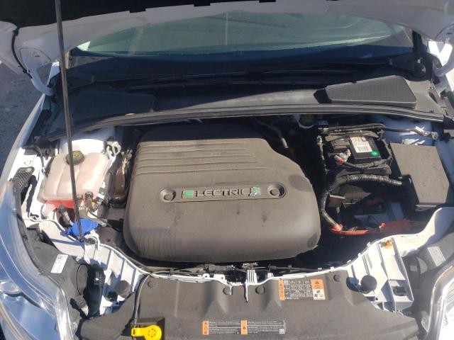 Photo 11 from auction – 2016 FORD FOCUS BEV with VIN 1FADP3R45GL293963