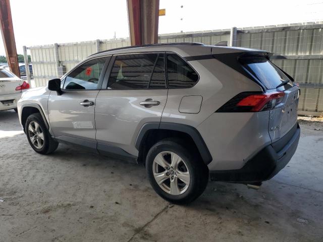 Photo 2 from auction – 2021 TOYOTA RAV4 XLE with VIN 2T3W1RFV9MC150433