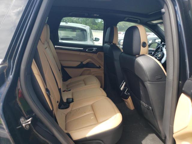 Photo 11 from auction – 2016 PORSCHE CAYENNE SE with VIN WP1AE2A29GLA64269