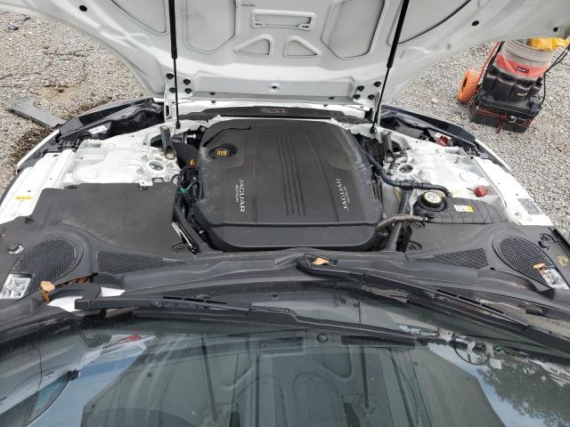 Photo 11 from auction – 2019 JAGUAR F-TYPE with VIN SAJDD1GX8KCK62446