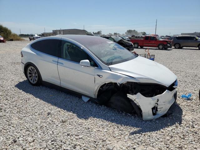 Photo 4 from auction – 2016 TESLA MODEL X with VIN 5YJXCAE21GF027158