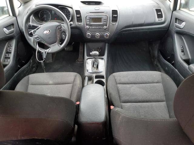 Photo 8 from auction – 2017 KIA FORTE LX with VIN 3KPFK4A70HE101226