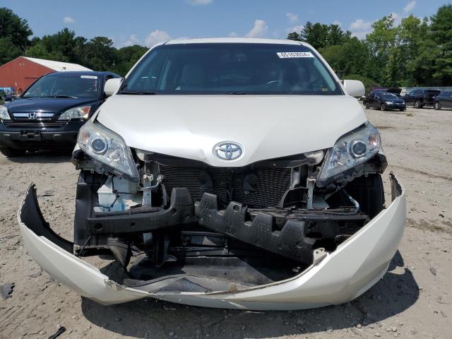 Photo 5 from auction – 2015 TOYOTA SIENNA XLE with VIN 5TDDK3DCXFS125062