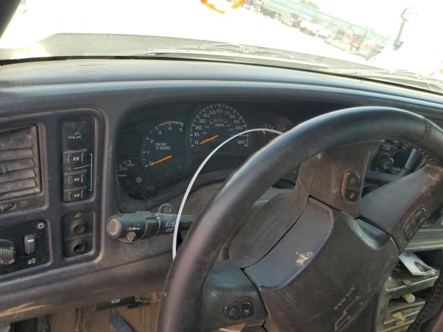 Photo 9 from auction – 2005 CHEVROLET SILVERADO with VIN 1GCJK33295F911087