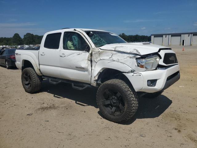 Photo 4 from auction – 2014 TOYOTA TACOMA DOU with VIN 3TMLU4EN8EM161231