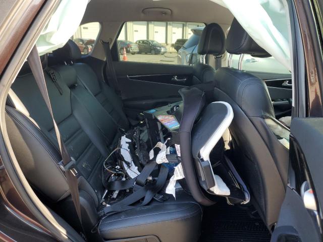 Photo 11 from auction – 2016 KIA SORENTO EX with VIN 5XYPH4A14GG011626