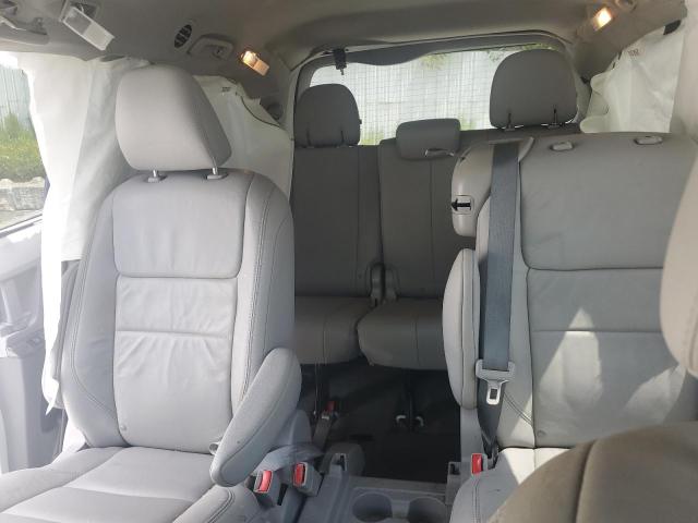 Photo 10 from auction – 2017 TOYOTA SIENNA XLE with VIN 5TDYZ3DC5HS846258