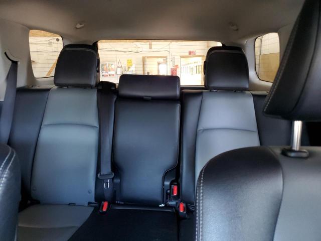 Photo 10 from auction – 2018 TOYOTA 4RUNNER SR with VIN JTEBU5JR3J5538764