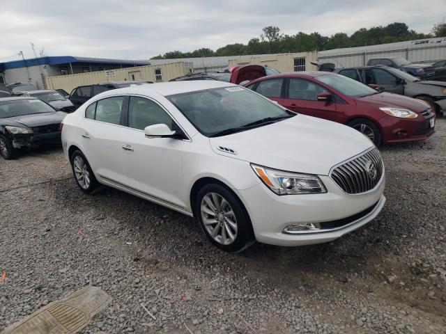 Photo 4 from auction – 2016 BUICK LACROSSE with VIN 1G4GB5G38GF143268