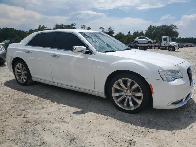 Photo 4 from auction – 2019 CHRYSLER 300 LIMITE with VIN 2C3CCAEG8KH538755