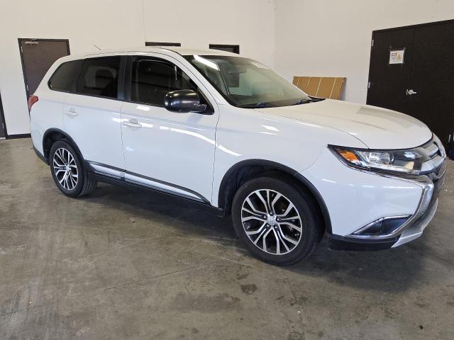 Photo 4 from auction – 2016 MITSUBISHI OUTLANDER with VIN JA4AD2A38GZ021837