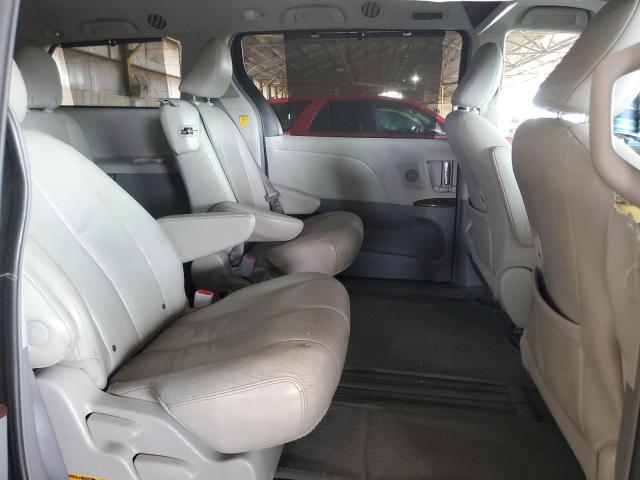 Photo 11 from auction – 2011 TOYOTA SIENNA XLE with VIN 5TDYK3DC7BS137262