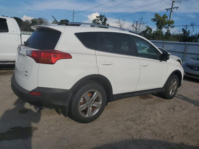 Photo 3 from auction – 2015 TOYOTA RAV4 XLE with VIN 2T3RFREV6FW321446
