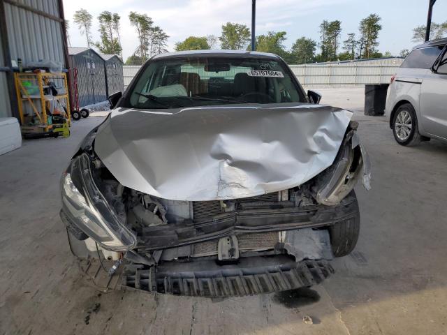 Photo 5 from auction – 2017 NISSAN SENTRA S with VIN 3N1AB7AP7HY254120