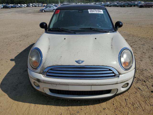 Photo 5 from auction – 2008 MINI COOPER with VIN WMWMF33568TT66416