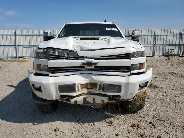 Photo 5 from auction – 2018 CHEVROLET SILVERADO with VIN 1GC1KWEY8JF182514