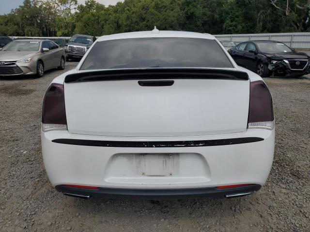 Photo 6 from auction – 2015 CHRYSLER 300C with VIN 2C3CCAET2FH756693