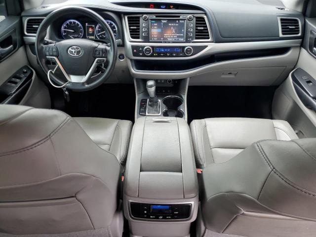 Photo 8 from auction – 2017 TOYOTA HIGHLANDER with VIN 5TDJZRFH0HS454611