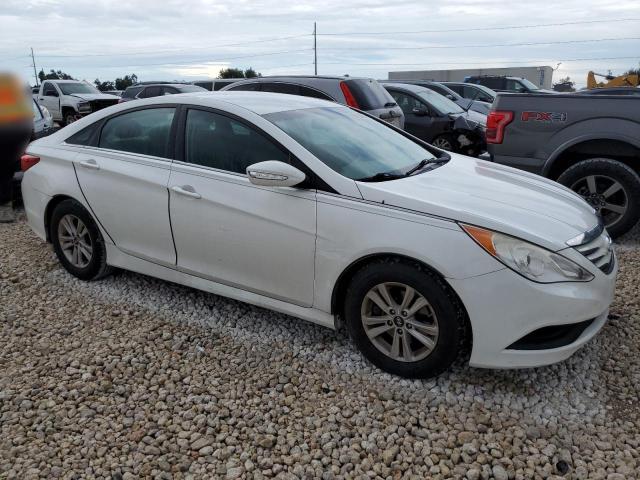Photo 4 from auction – 2014 HYUNDAI SONATA GLS with VIN 5NPEB4AC1EH828648