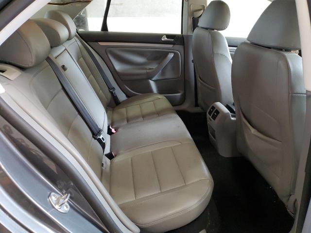 Photo 10 from auction – 2007 VOLKSWAGEN JETTA WOLF with VIN 3VWEF71K47M064642