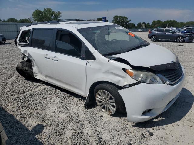 Photo 4 from auction – 2012 TOYOTA SIENNA XLE with VIN 5TDYK3DC7CS237251