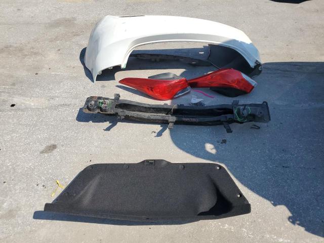 Photo 12 from auction – 2012 HYUNDAI ELANTRA GL with VIN 5NPDH4AE3CH094135