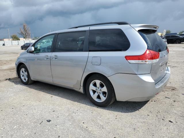 Photo 2 from auction – 2011 TOYOTA SIENNA LE with VIN 5TDKK3DC7BS023557