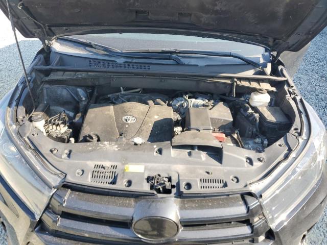 Photo 12 from auction – 2019 TOYOTA HIGHLANDER with VIN 5TDKZRFH7KS331139