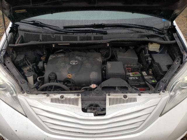 Photo 12 from auction – 2017 TOYOTA SIENNA with VIN 5TDZZ3DC2HS873308