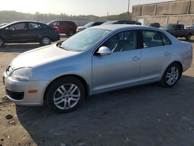 VOLKSWAGEN JETTA WOLF 2007 with VIN 3VWEF71K37M072957 - Photo from auction