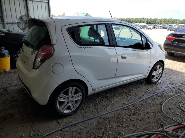 Photo 3 from auction – 2015 CHEVROLET SPARK 1LT with VIN KL8CD6S92FC758504