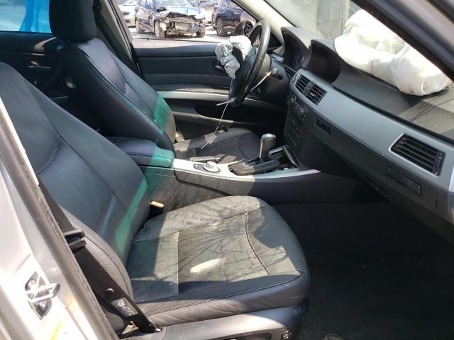 Photo 7 from auction – 2006 BMW 325 I with VIN WBAVB13576KX37154