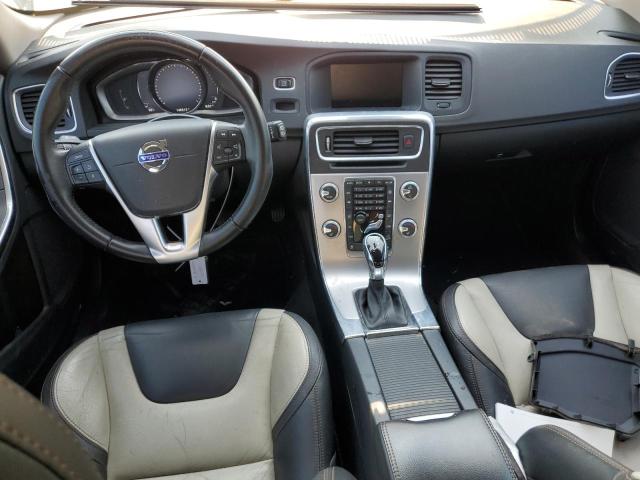 Photo 8 from auction – 2017 VOLVO V60 CROSS with VIN YV440MWK6H1026459