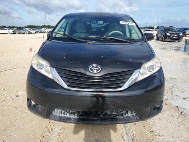 Photo 5 from auction – 2014 TOYOTA SIENNA LE with VIN 5TDKK3DC9ES485512