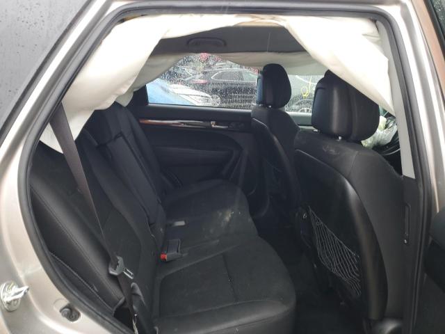 Photo 11 from auction – 2015 KIA SORENTO LX with VIN 5XYKT3A63FG549134