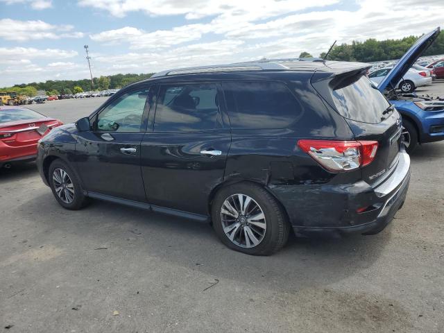 Photo 2 from auction – 2017 NISSAN PATHFINDER with VIN 5N1DR2MM2HC905085